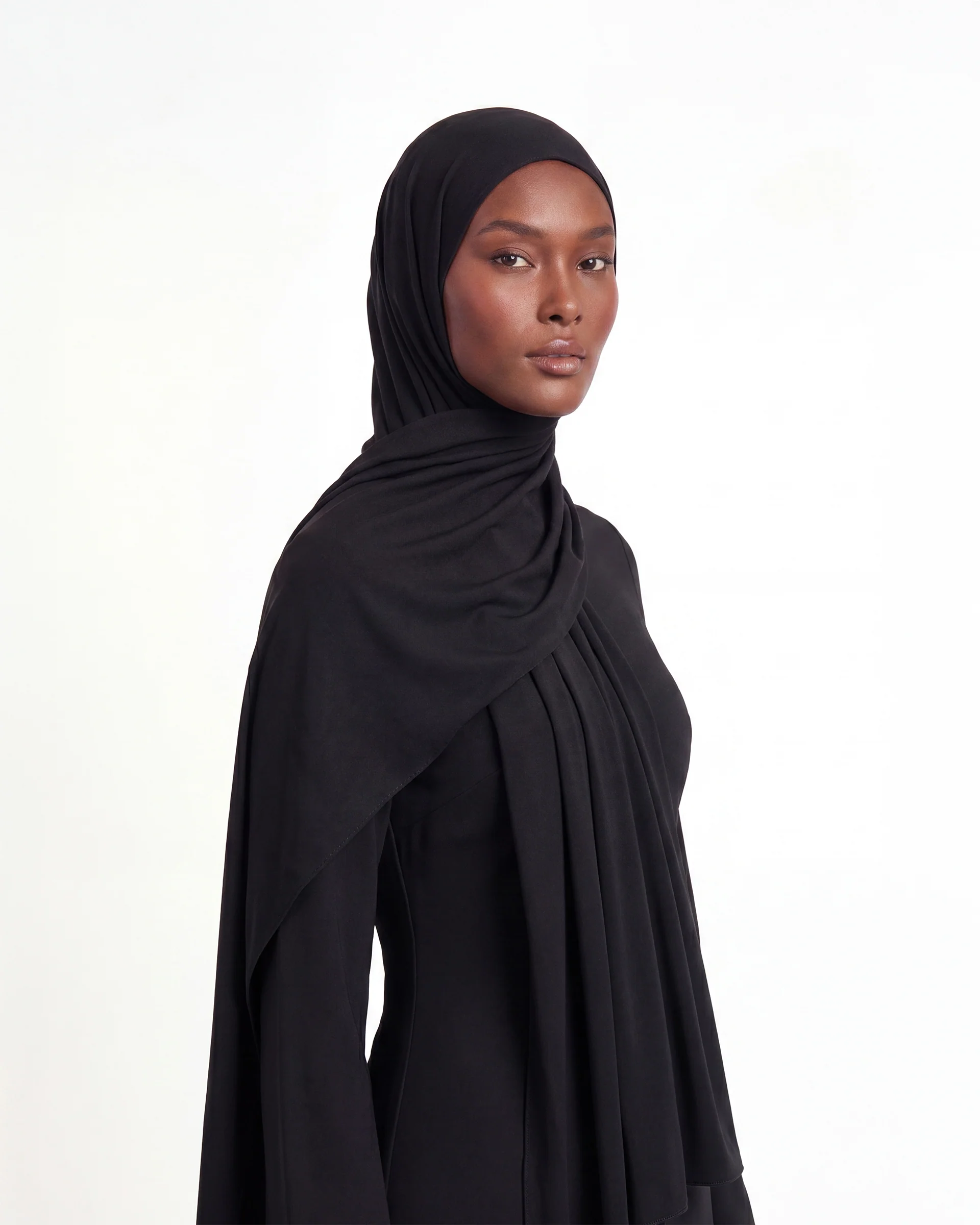 Kallu Scarf - Black - Image 2