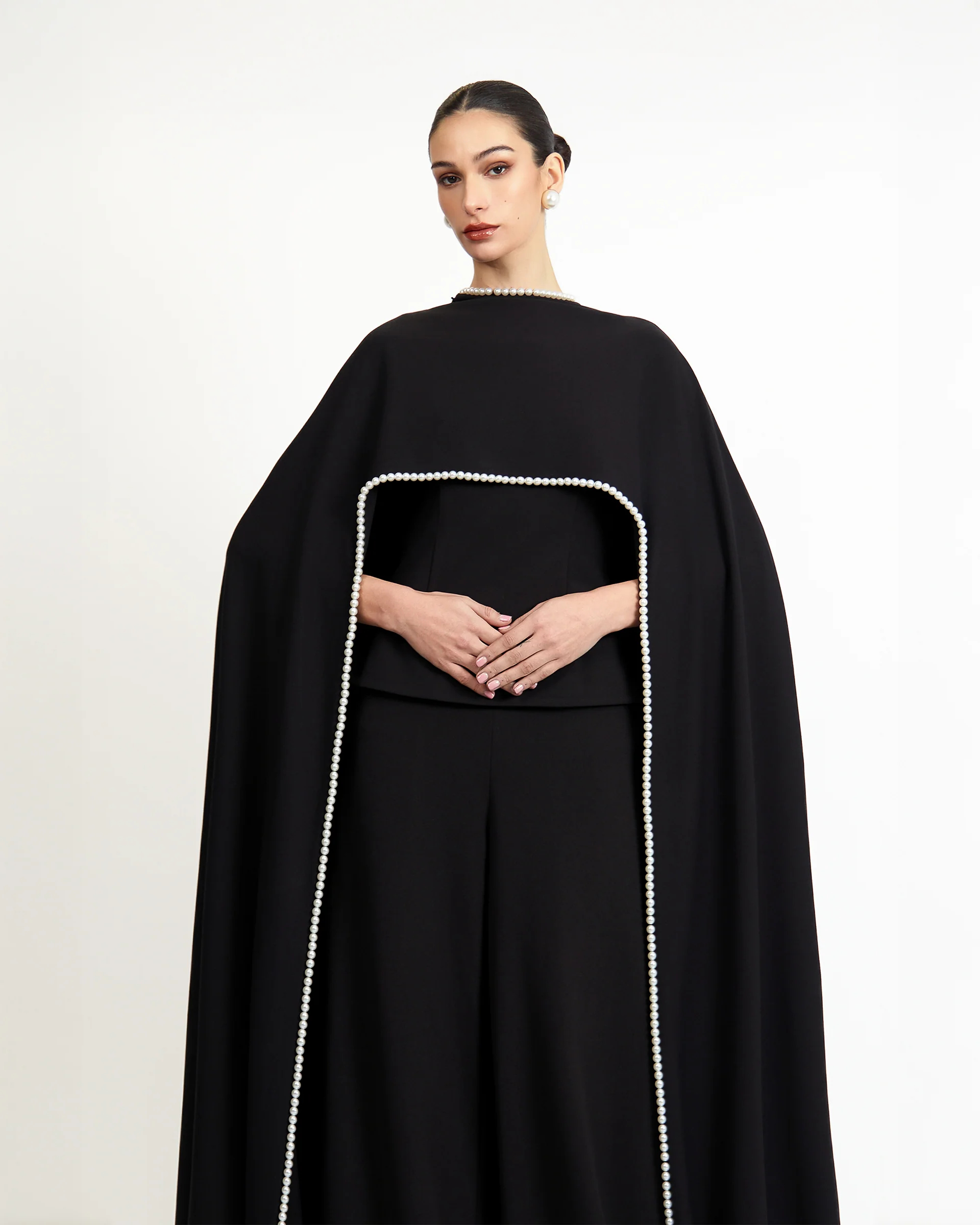 Kastrid Cape - Black - Image 4